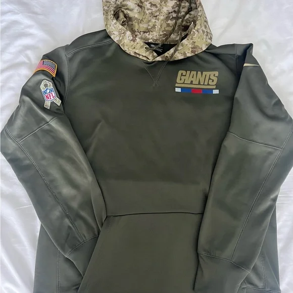 Nike Dri-Fit, Salute to Service New York Giants Hoodie, Size L - Picture 1 of 7